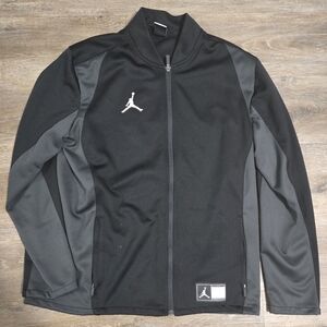 Jordan Zip up